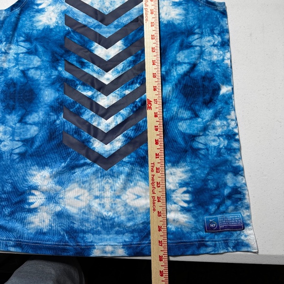 Nike N7 seventh generation  running graphic  shirt - Picture 4 of 6